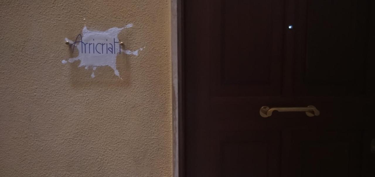 The Holiday House - Arricriati Trapani Exterior foto